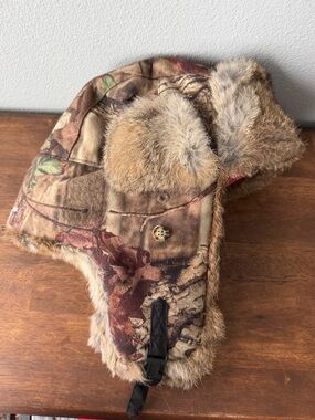 Mad Bomber camo green brown rabbit fur bomber hat  size L 22 5/8”